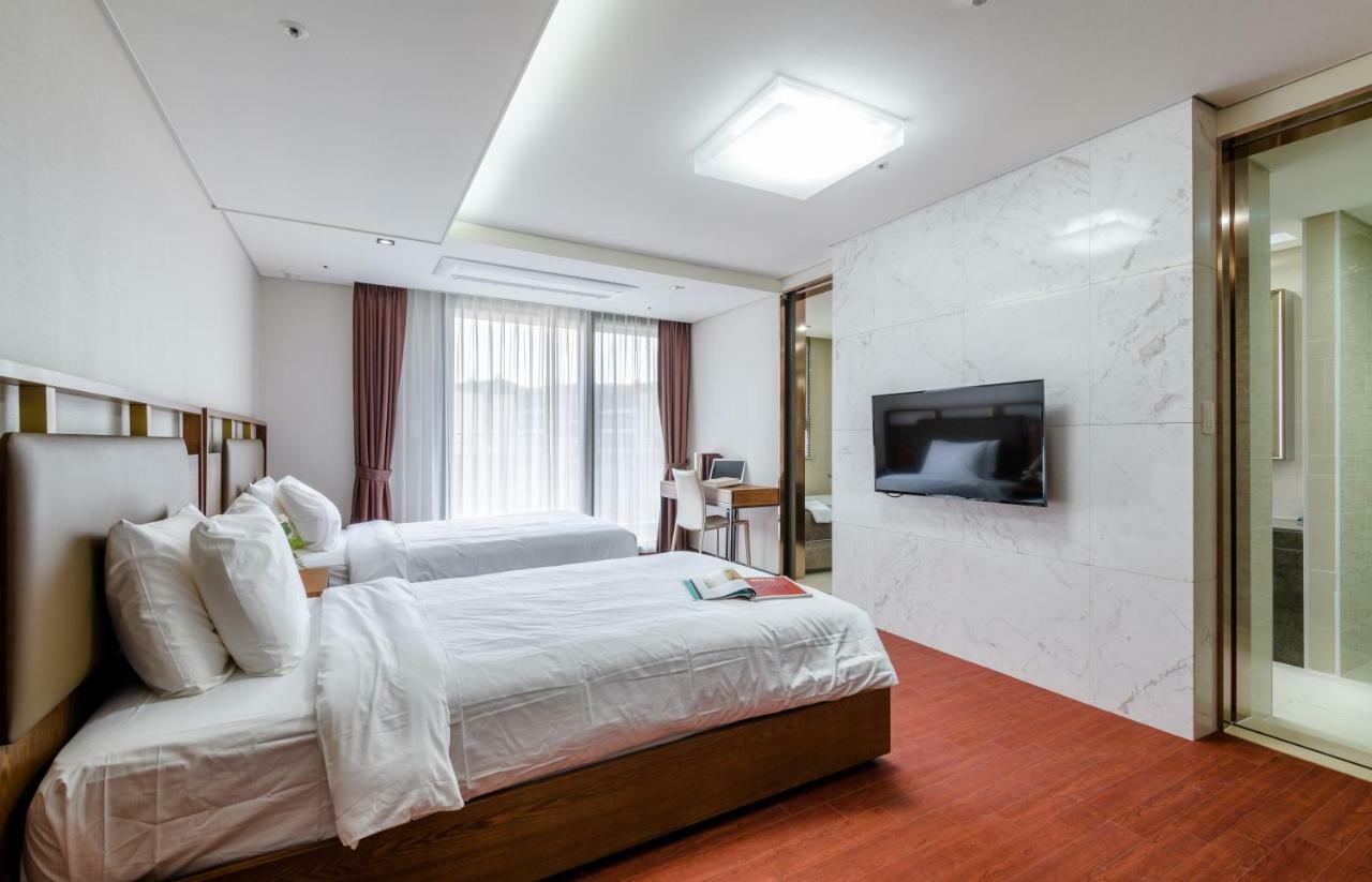 Seaside Arden Hotel Seogwipo Ngoại thất bức ảnh