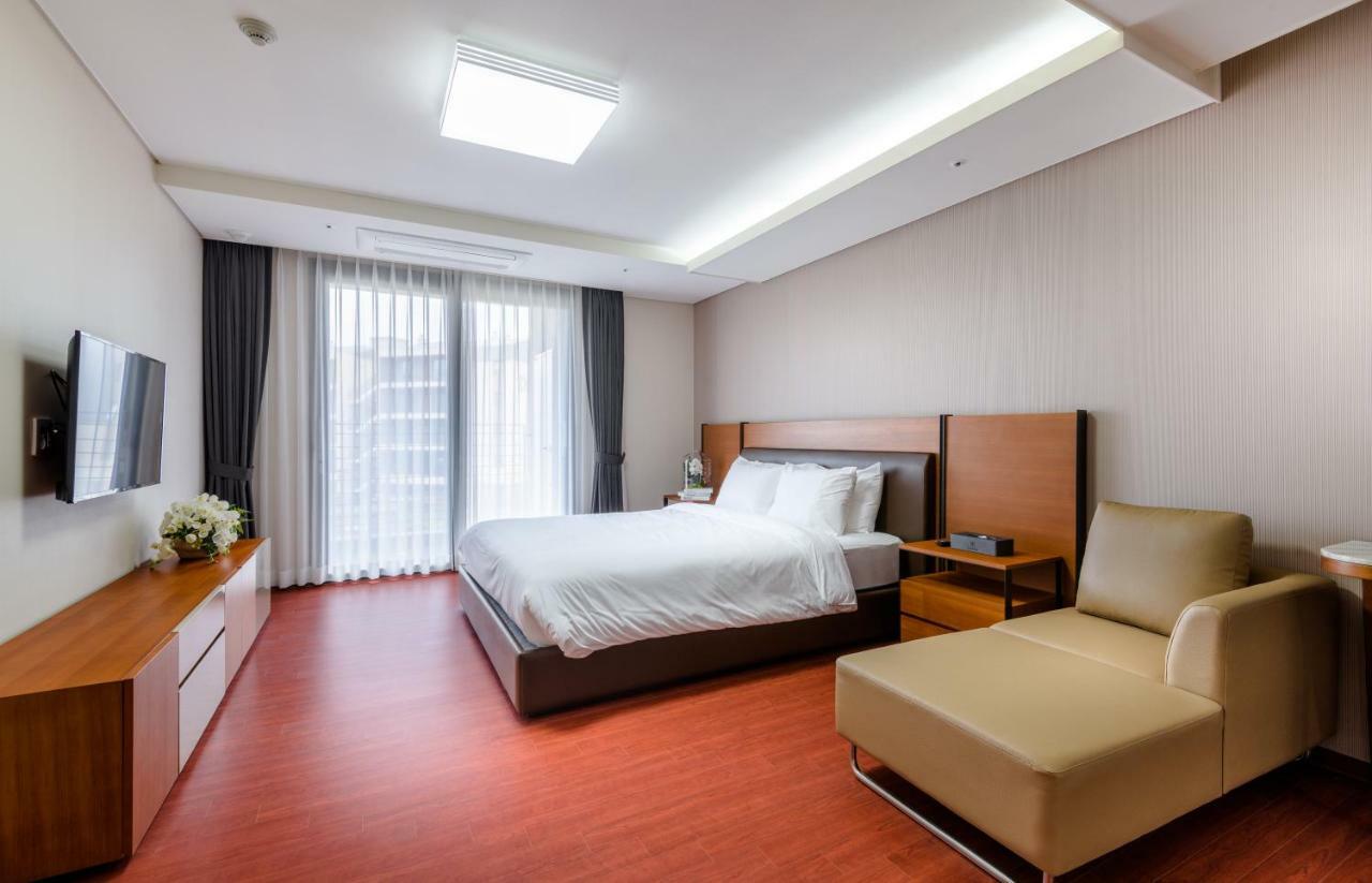 Seaside Arden Hotel Seogwipo Ngoại thất bức ảnh