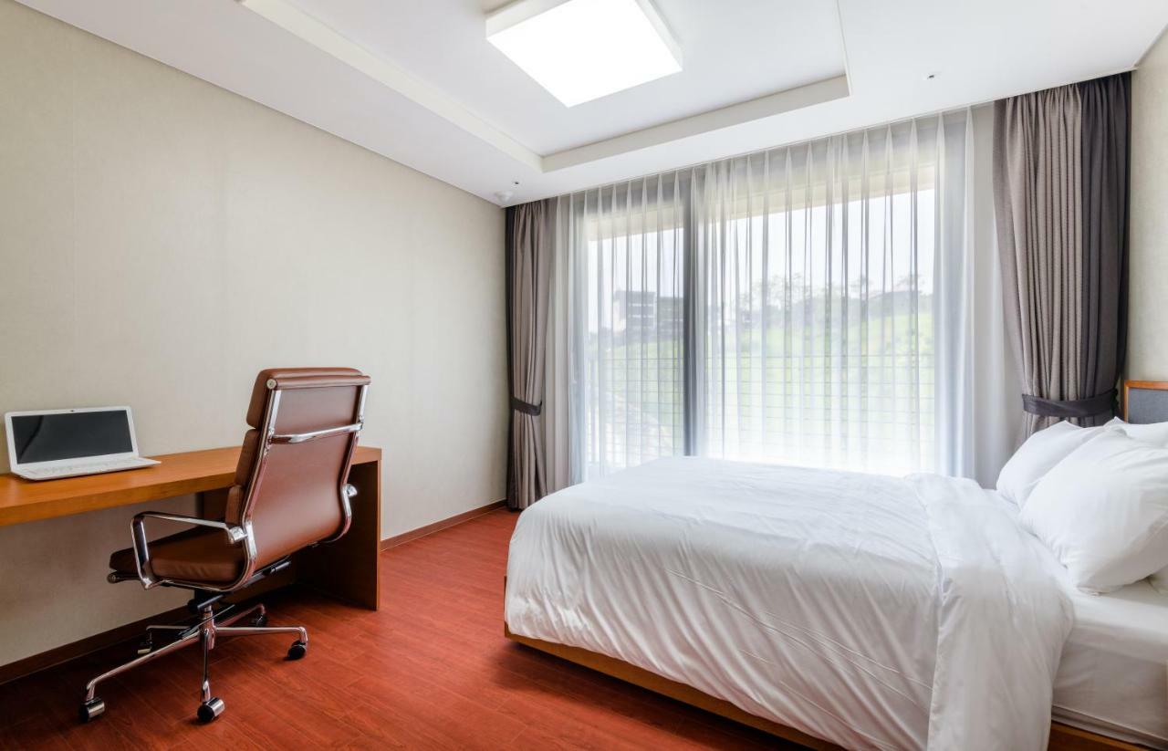Seaside Arden Hotel Seogwipo Ngoại thất bức ảnh