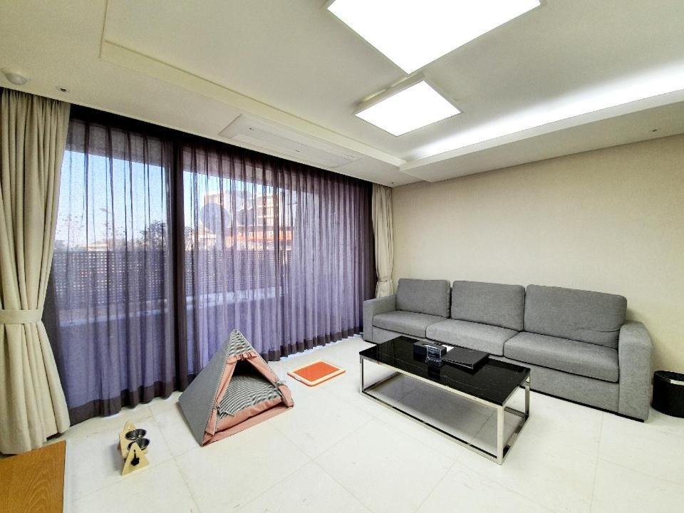 Seaside Arden Hotel Seogwipo Ngoại thất bức ảnh
